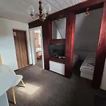 - Restaurant U Zámku 3*