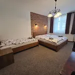 - Restaurant U Zámku Gasthof Bečov nad Teplou