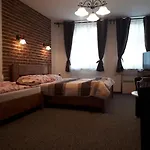 - Restaurant U Zamku