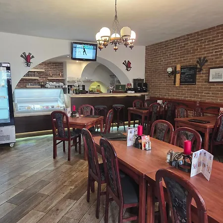 Vendégház - Restaurant U Zamku