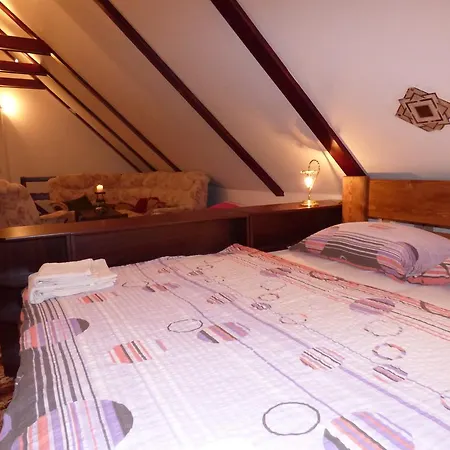 Gasthof - Restaurant U Zámku 3*