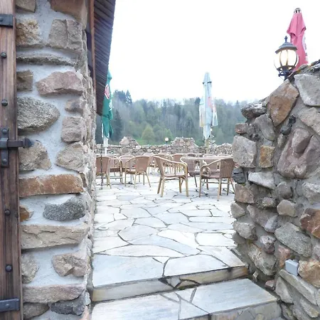 - Restaurant U Zámku