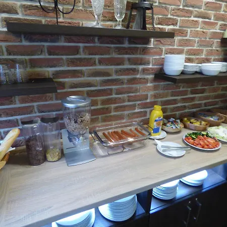 Gasthof - Restaurant U Zámku 3*
