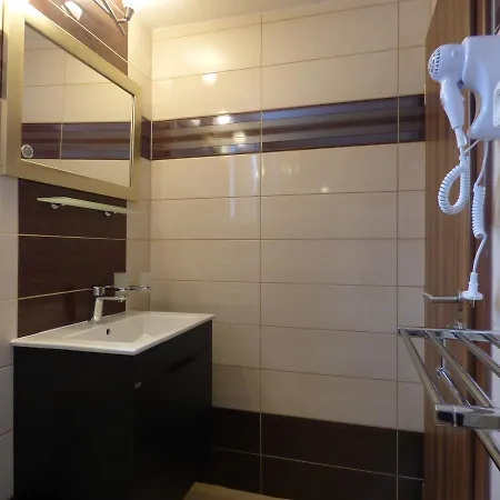 - Restaurant U Zámku