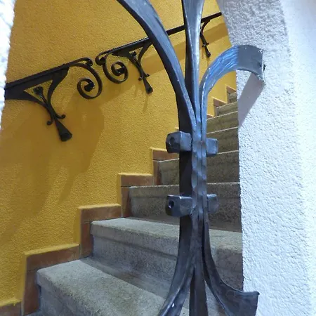 - Restaurant U Zámku Gasthof Bečov nad Teplou
