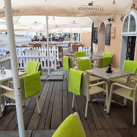 - Restaurant U Zámku Penzion 3*