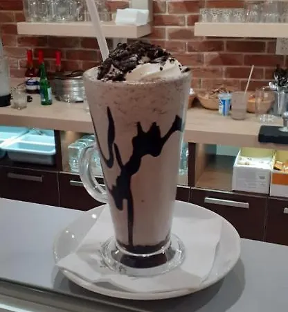 - Restaurant U Zamku Pensjonat 3*