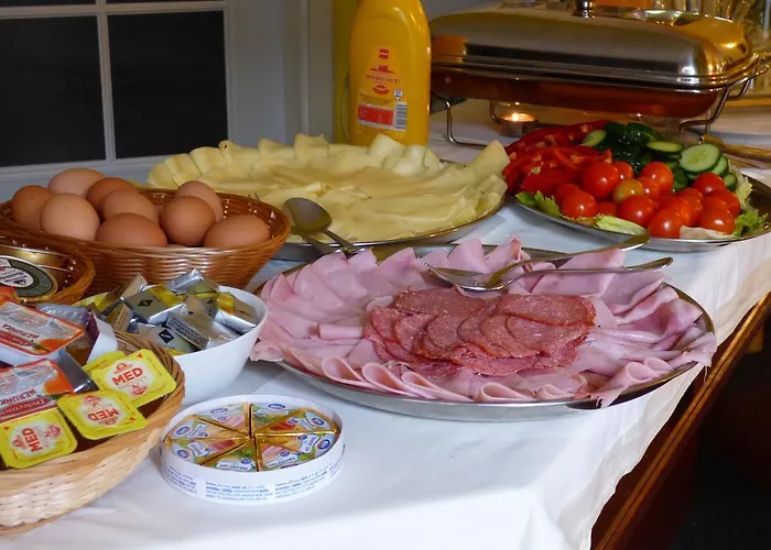 Penzion - Restaurant U Zámku Bečov nad Teplou