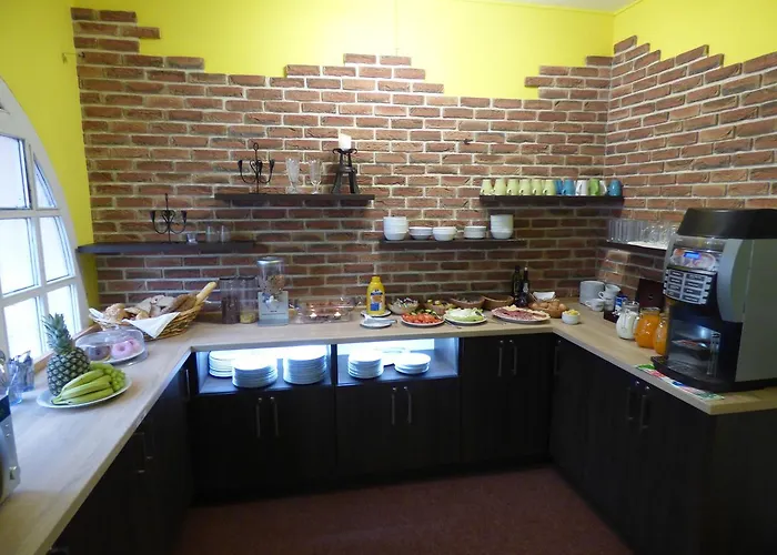 Penzion - Restaurant U Zámku 3*