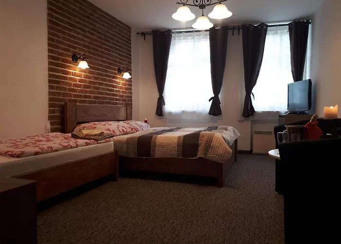 - Restaurant U Zámku